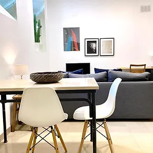 Claude Homes Marques Apartment