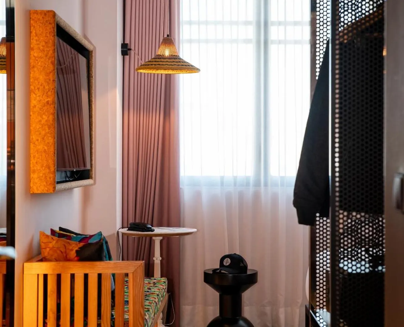 Mama Shelter Lisboa Hotell 3*,